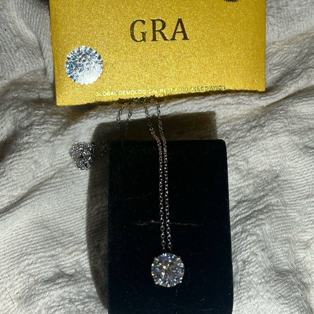 Gorgeous 6 carat moissanite round necklace 16”-18”